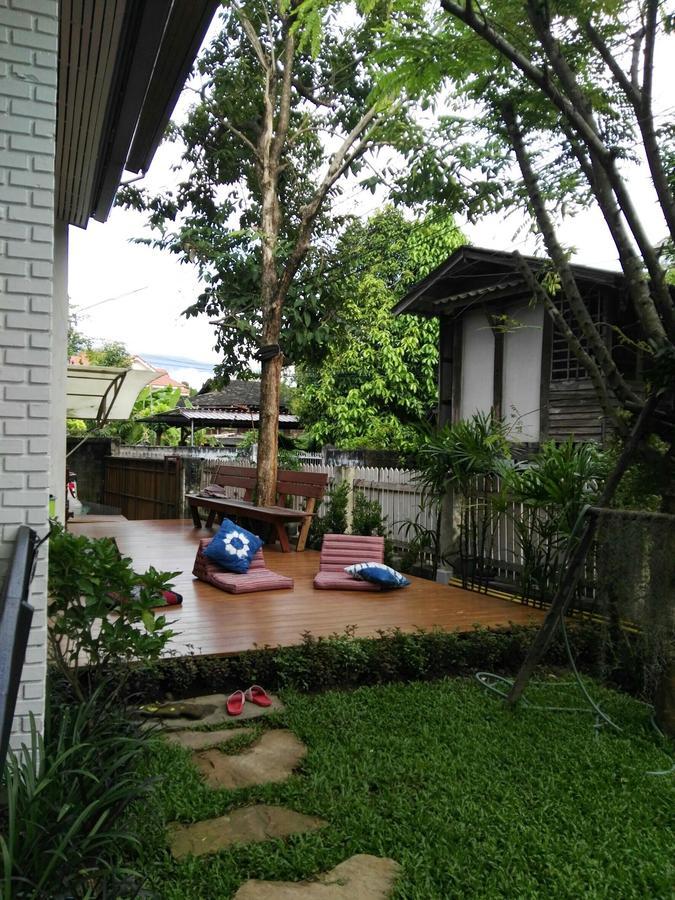 18 In Town Homestay Chiang Mai Zewnętrze zdjęcie