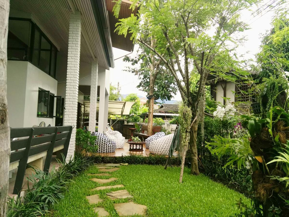 18 In Town Homestay Chiang Mai Zewnętrze zdjęcie